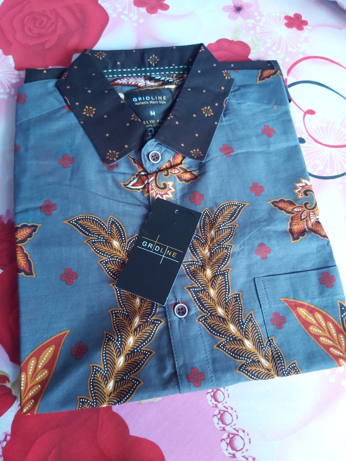 [gridline - S079 Mocha & Steel Blue] Kemeja Batik Slimfit Pria Katun Lengan Pendek Match