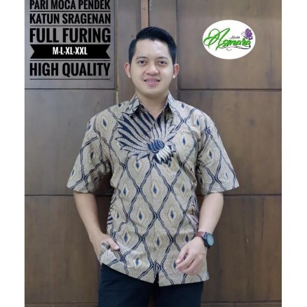 PARI MOCA ASMARA BATIKSOLOAMANAH KEMEJA BAJU BATIK PRIA SOLO LENGAN PENDEK PANJANG LAPIS FURING ATASAN BATIK PREMIUM MODERN KATUN HALUS SEMBODO COKLAT PARANG KUPU MURAI HITAM CIUNG WANARA CEMPAKA MERAH PARANG GRAY PARI AJI PARANG BROWN NAGA BIRU MELATI