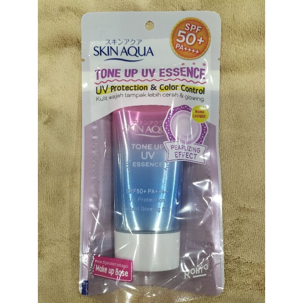 SkinAqua Tone up Essence spf 50