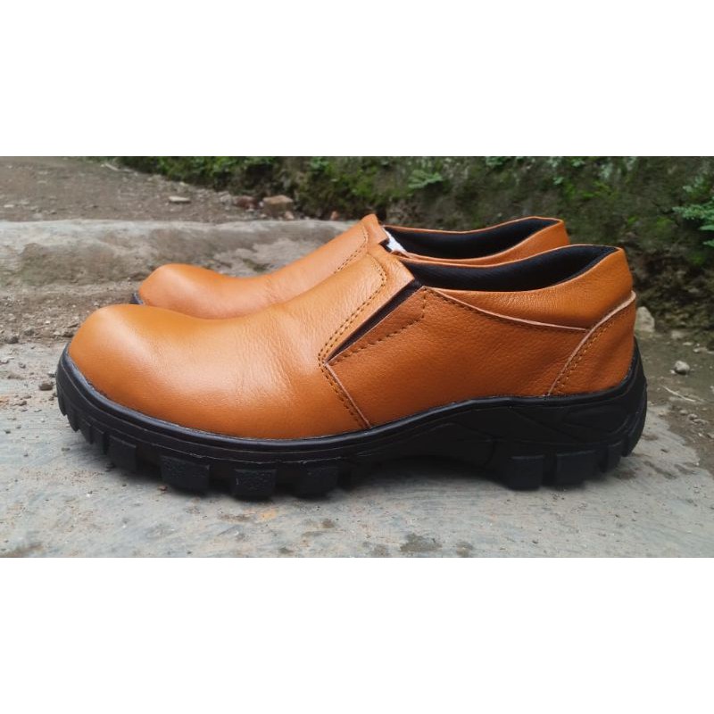 sepatu Septy kulit  model pendek