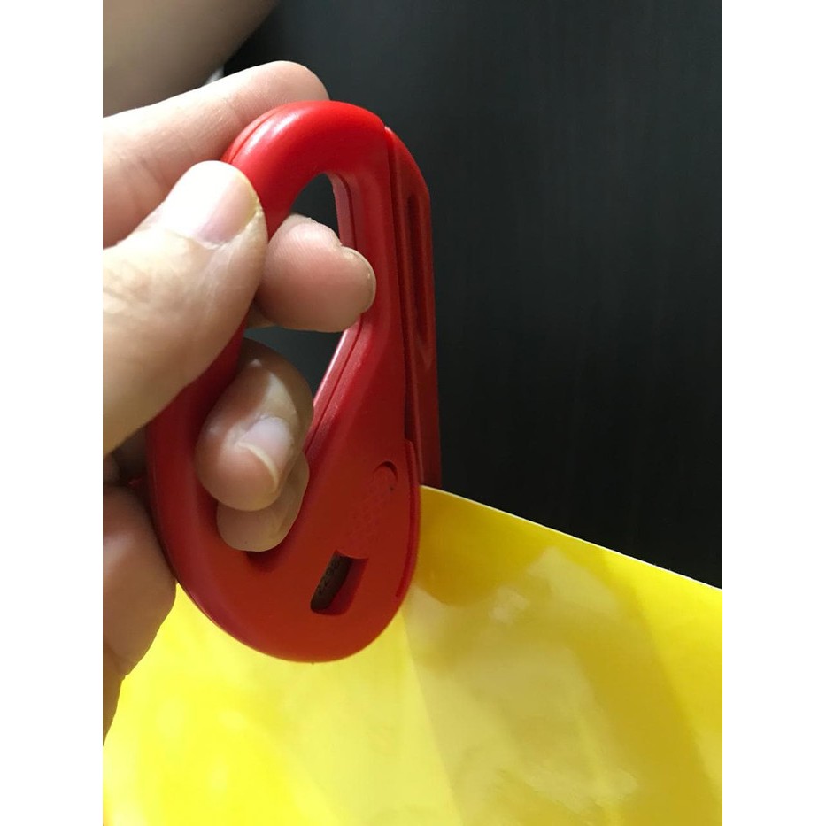 

Terlaris Cutter with grip holder Keren