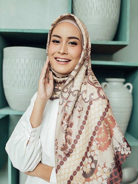 Bunaken Scarf in Caribou