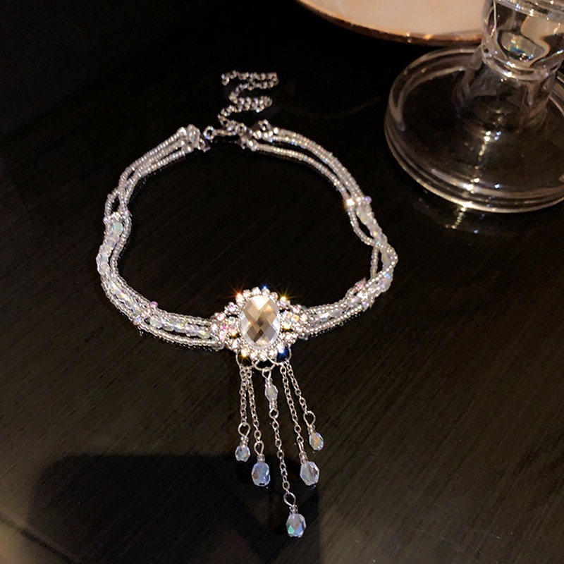 Kalung Choker Liontin Rumbai Kristal Oval Warna Putih Gaya Korea Untuk Wanita