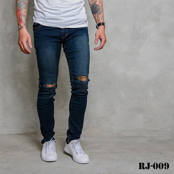 Celana Jeans Pensil Sobek Lutut Cowok Terbaru