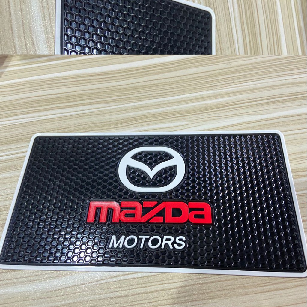 Matras Handphone Anti Slip Untuk Mobil Nissan Mazda Suzuki Mitsubishi