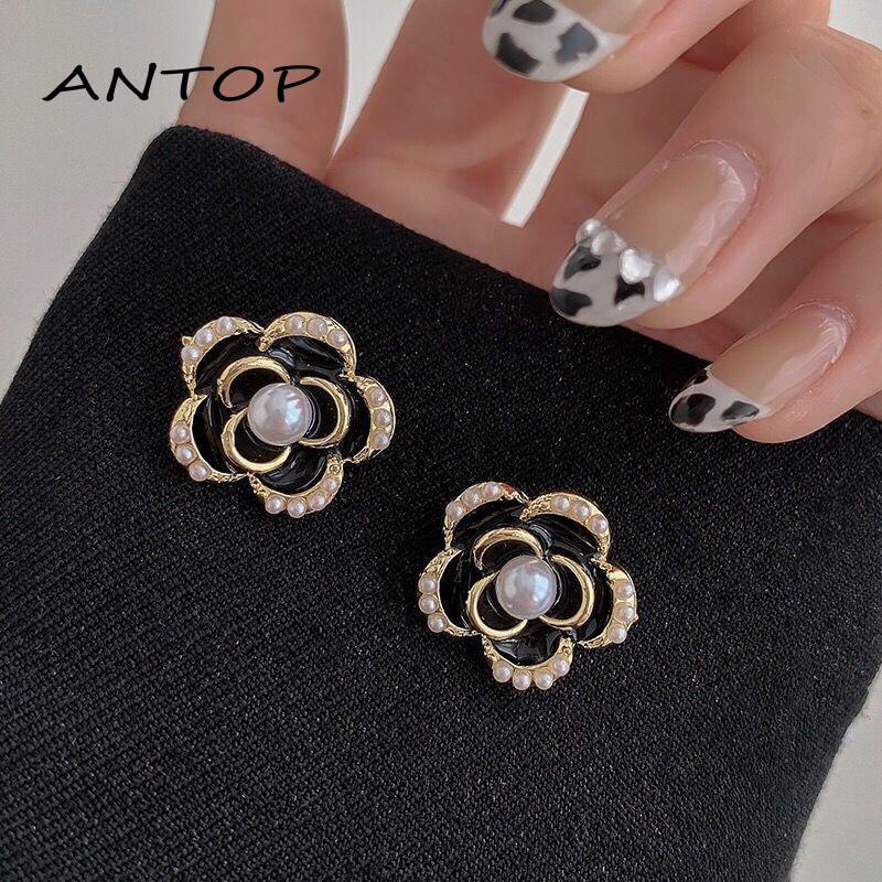 Anting Tusuk Bentuk Bunga Camellia Gaya Vintage