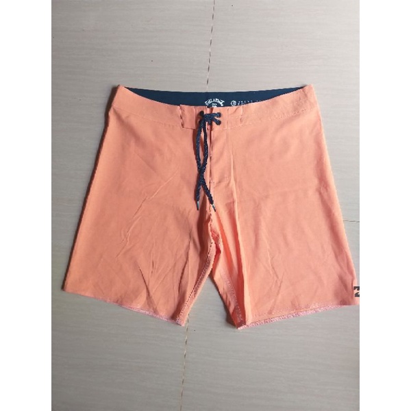 BILLABONG celana pendek pria original