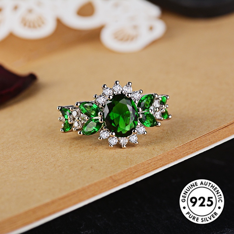 Cincin Sterling Silver 925 Dengan Batu Emerald Elegan Untuk Wanita