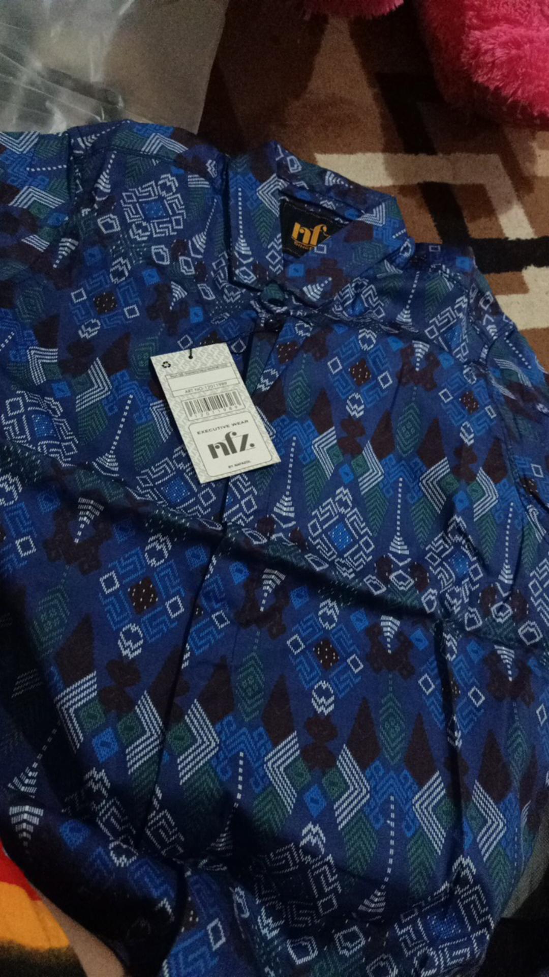 Kemeja Batik Premium Pria Lengan Panjang Hitam Slimfit Long Batik Songket Black Murah Distro