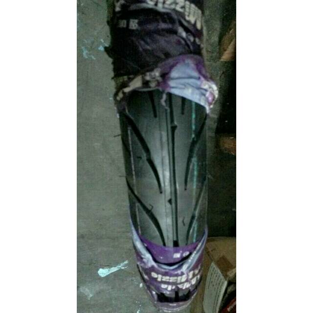 Ban luar 300 17 mizzle power grip