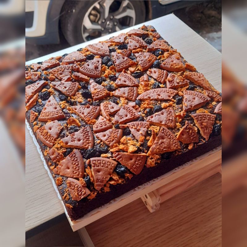 

Rhum Raisin Regal Brownie