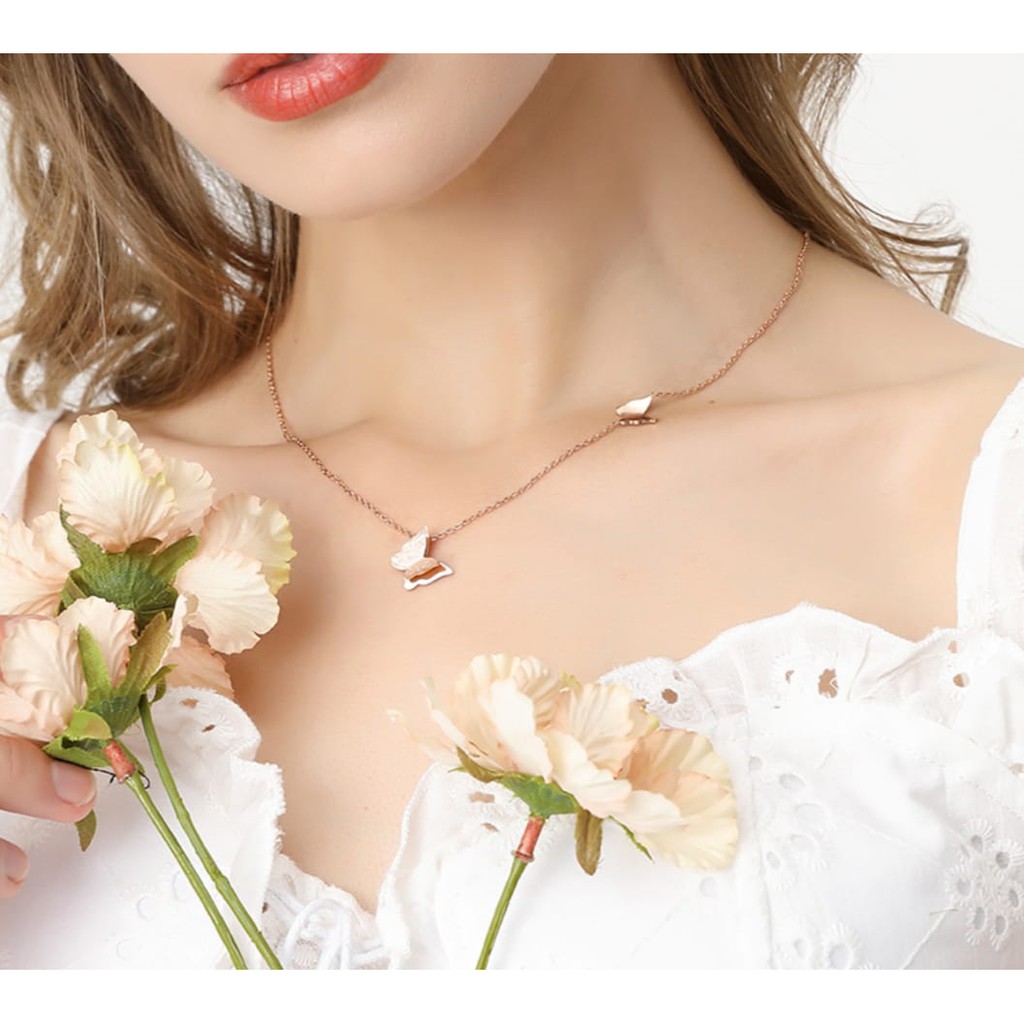 PERHIASAN KALUNG TITANIUM SEMI KUPU-KUPU LUNTUR ANTI KARAT GAYA WANITA KOREA