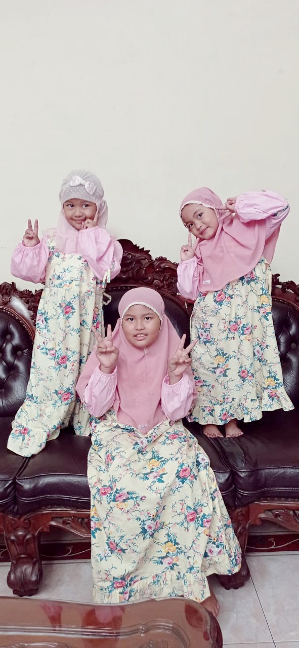 Ulikids Gamis Pakaian Muslim Anak Perempuan Muslim Motif Batik Bahan Katun Jepang (free Hijab)