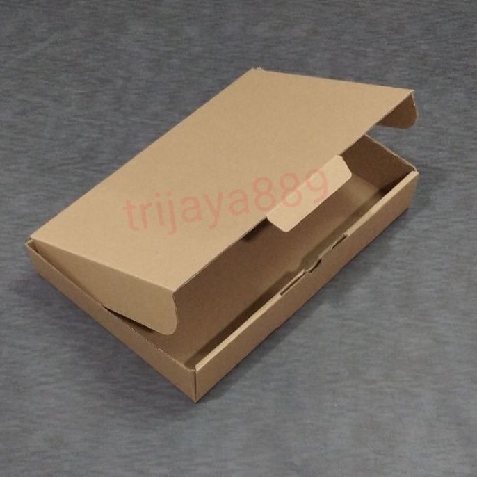 

kardus packing box pizza / diecut uk 20x15x5