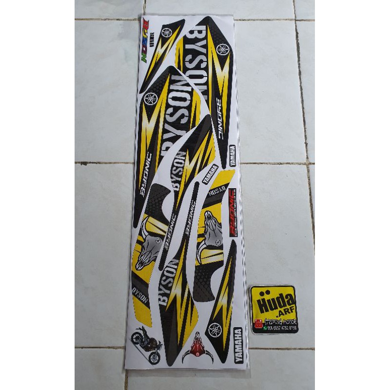 striping BYSON KARBU STICKER YAMAHA BYSON VARIASI YAMAHA BYSON LAMA STRIPING VARIASI YAMAHA BYSON