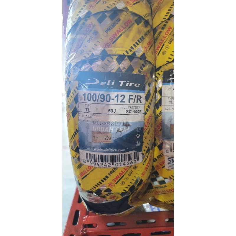 BAN SWALLOW 100/90-12 Vespa matic ring 12