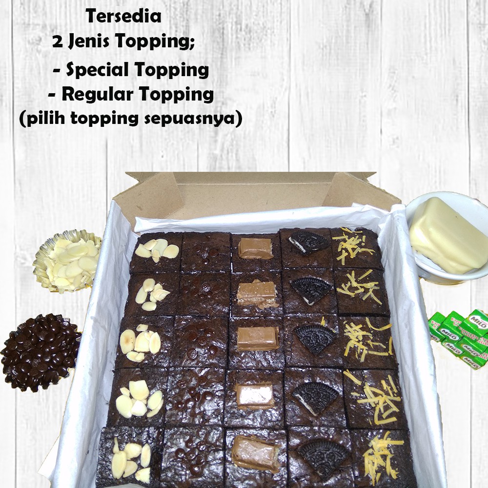 

Fudgy Brownies Panggang Sekat ( free request notes ) / Size 20x20 cm / 25 Slices