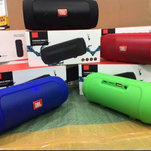 JBL BOX MUSIK CHARGE MIN DI LENGKAPI DENGAN BLUETOOTH TEMPAT MEMORI CARD USB