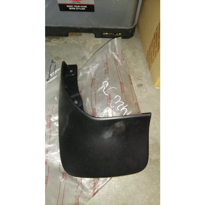 PROMO ALAS LUMPUR BELAKANG LH 76626BZ030 TOYOTA RUSH 2013-2014