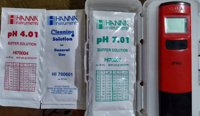 New PH meter with temperature hanna HI 98107