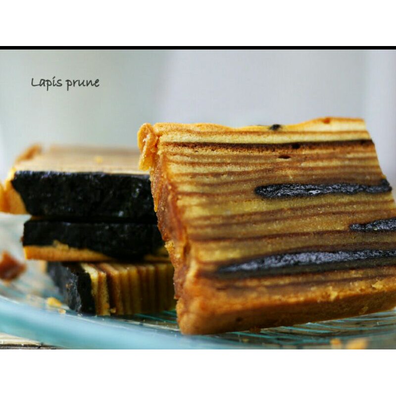 

Kue LAPIS LEGIT