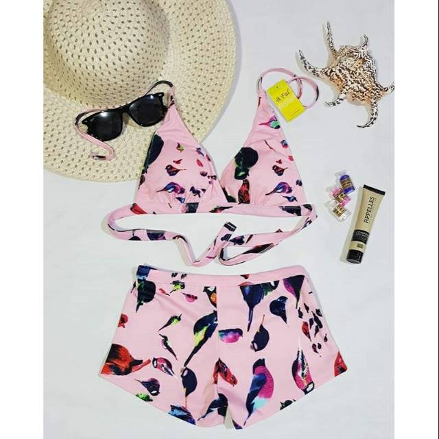 

Victoria: pinky bird