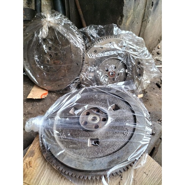 Roda gila Mitsubishi L300 Bensin original