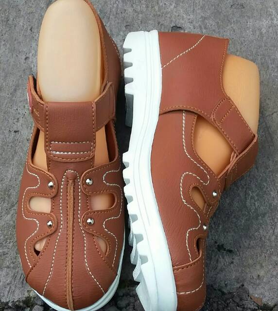 Sepatu Kets Wanita Sneakers Mulan 1410