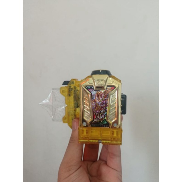 DX Hyper Muteki Gashat Kamen Rider Ex Aid