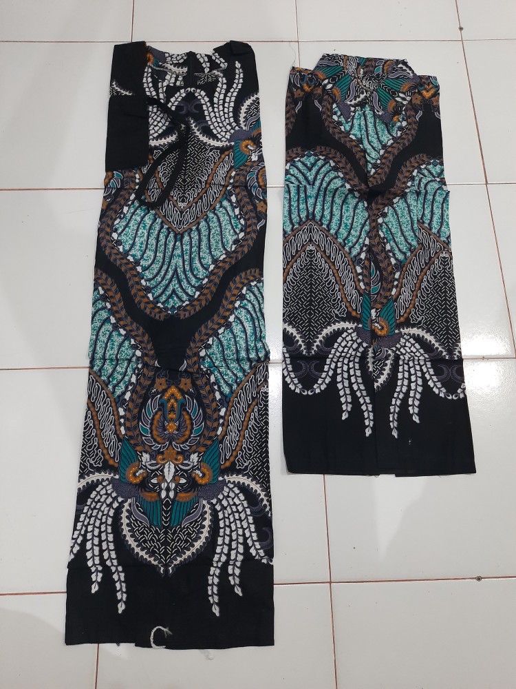 Batik Couple Pria Wanita Motif Madu