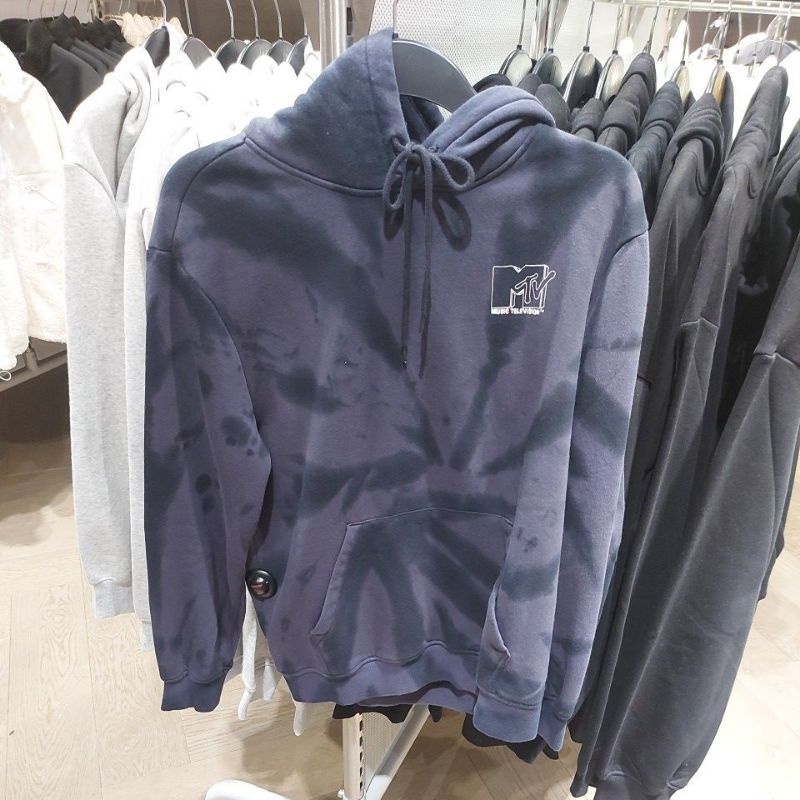 NEW H&M MAN HOODIE MTV