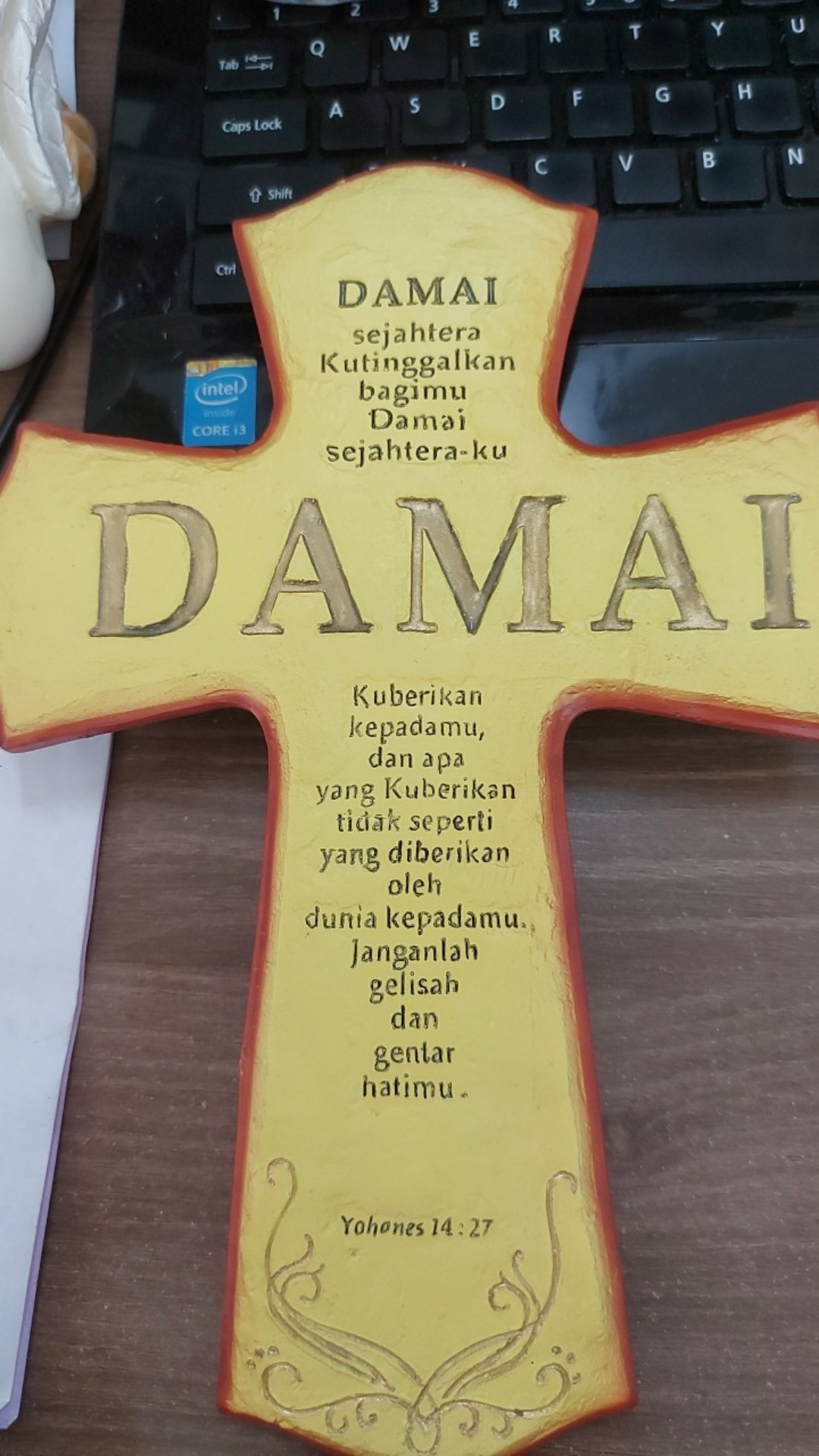 Pajangan Salib Dinding Gantung Damai Jesus Kristen