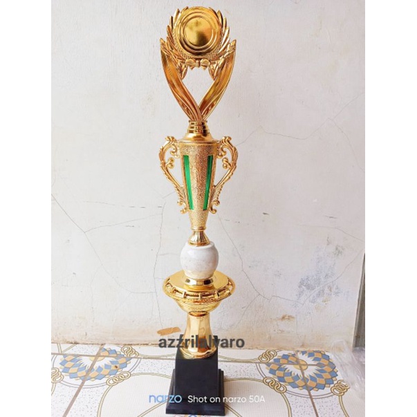 Piala onix 5cm + Bodi 101