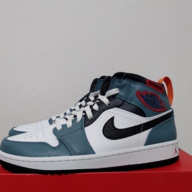 AIR JORDAN 1 MID FEARLESS FACETASM Termurah