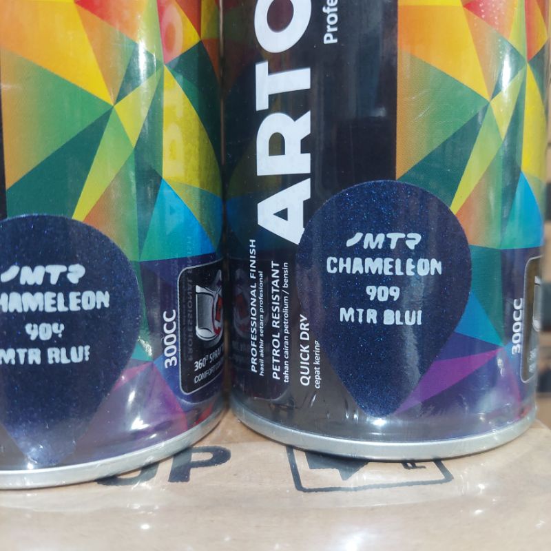 Pilok Pilok Cat Semprot MTR ARTONE Bunglon Biru 909 Chameleon Blue 300cc Ukuran Besar Tahan Bensin Semprotan Bisa diputar Miring dan Lurus ( Horizontal dan Vertical)