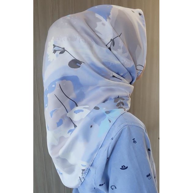 Hijab Segi Empat Maxmara