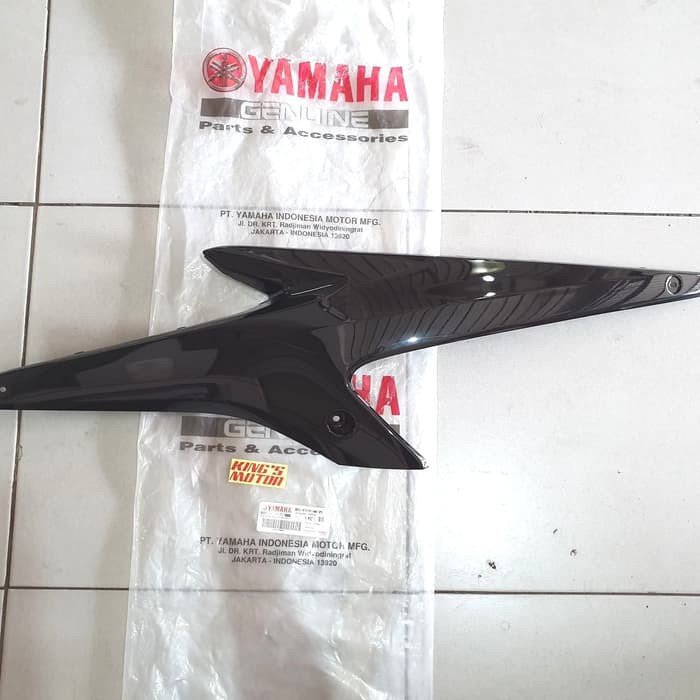 COVER SIDE, DELTA BOX AEROX 155 HITAM METALLIC (B65-33/P5) ASLI YAMAHA