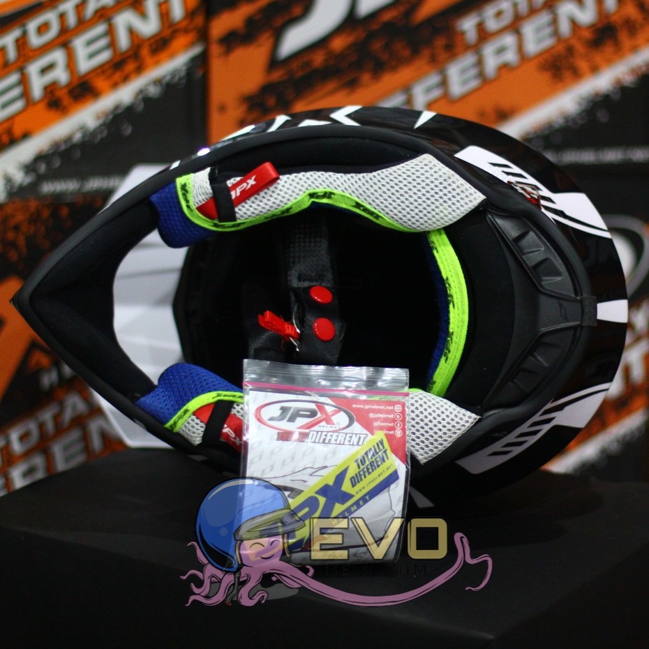 HELM JPX CROSS_FOX1 SERI X12 - PEARL WHITE GLOSS + GOOGLE SNAIL (ONGKIR 2 KG) HELM JPX X12 CROSS ORIGINAL HELM JPX ZEBRA HELM TRAIL KLX ADVENTURE JPX X12 MOTIF ZEBRA PAKET GANTENG GOOGLE SNAIL HELM JPX TERBARU