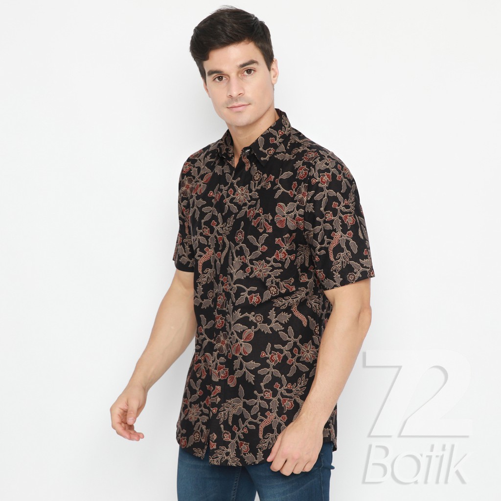 KEMEJA BATIK PRIA Lengan Pendek Slimfit Motif Kembang Warna Hitam Abu Grey Gray 721097 Cap 72 - Baju Kemeja Atasan Pakaian Setelan Batik Pria Cowok Laki Laki Remaja Keluarga Kantor Lengan Pendek Modern Slimfit Slim Fit Premium Kekinian