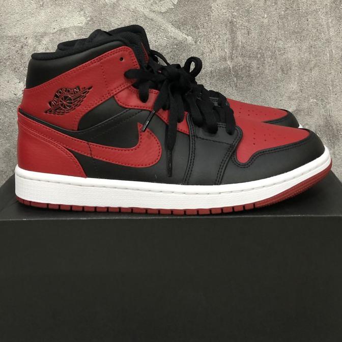 bred 1s size 7