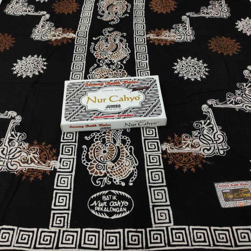 Sarung Batik Halus Jumbo Nur Cahyo
