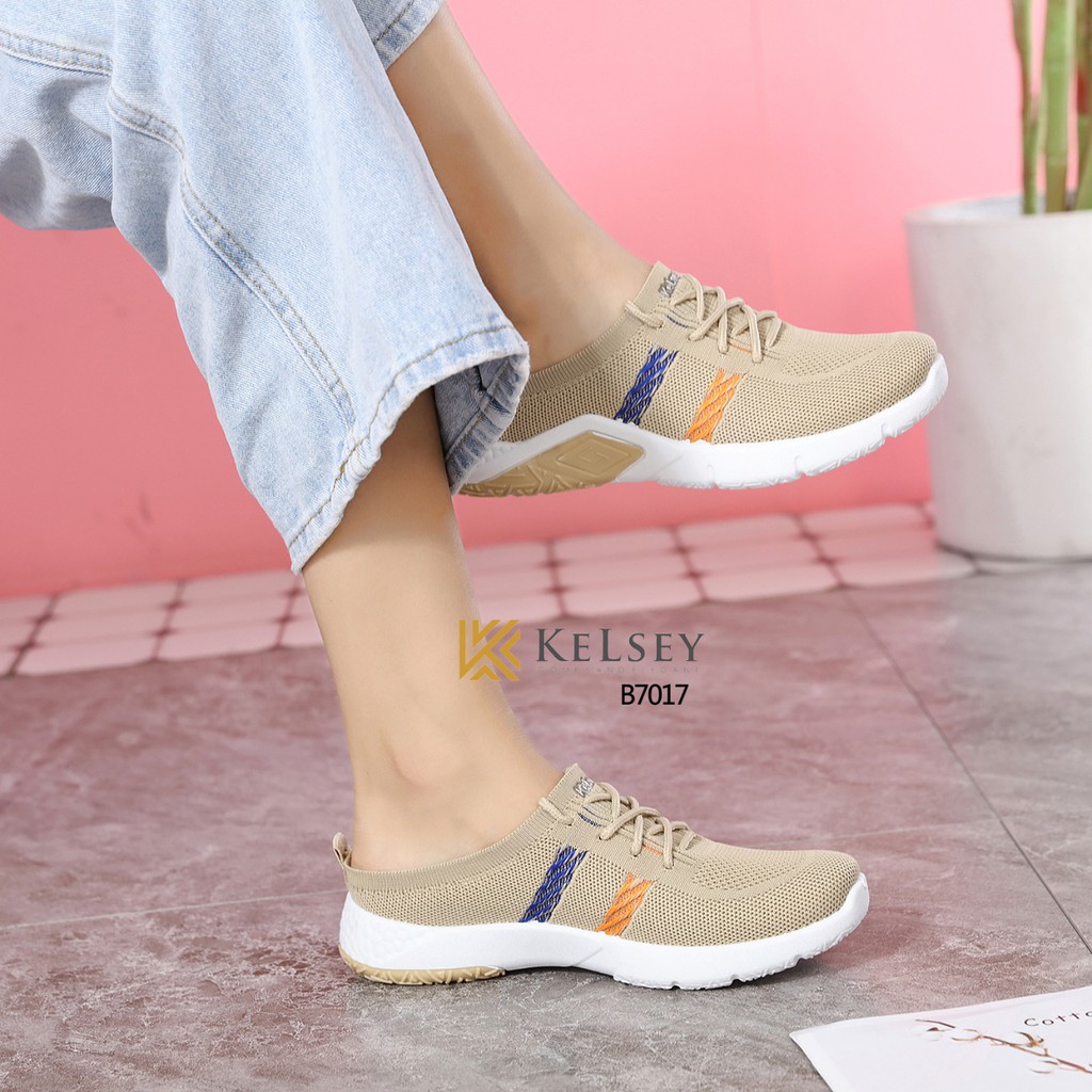 Kelsey Sandal Flyknit Shoes Wanita Selop Sandal  B7017