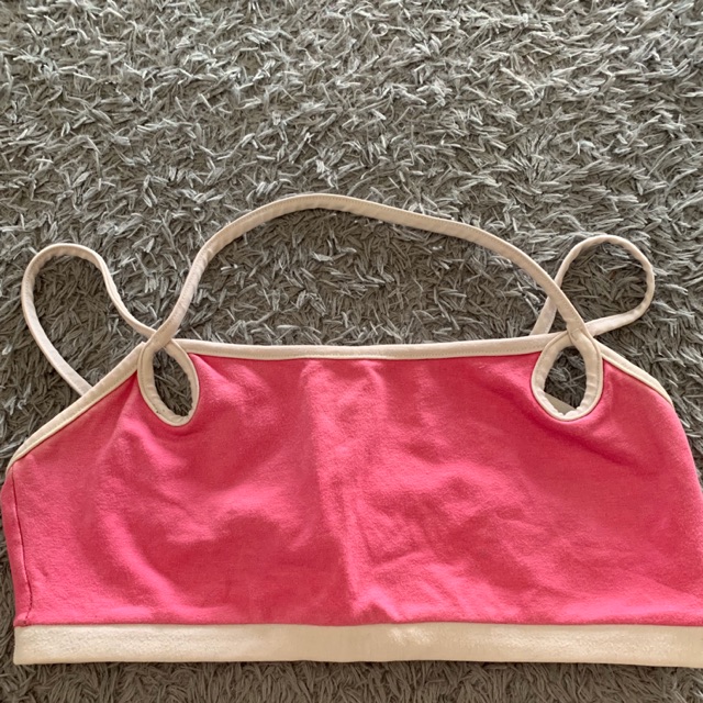 Preloved Sport Bra/ BH senam, mohon konfirmasi utk ketersediaan barang