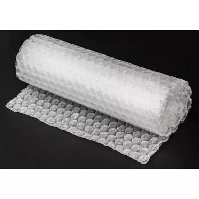 

Bubblewrap ukuran sedang untuk packing barang toko