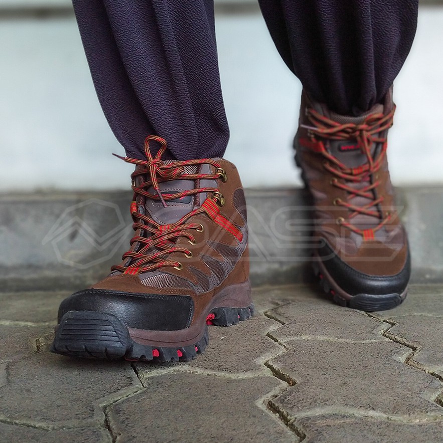 Sepatu Gunung SNTA 486 Brown Red