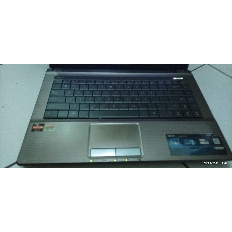 Laptop Asus K43T, AMD A6 Quadcore, RAM 4GB HDD 650GB