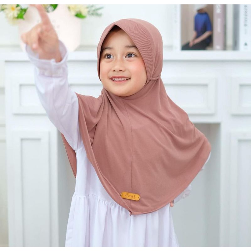 jilbab anak ramadhina / kerudung polos tali kepang jersey premium 4-7thn