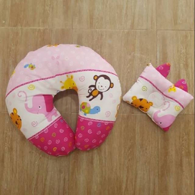 Bantal menyusui cintaka