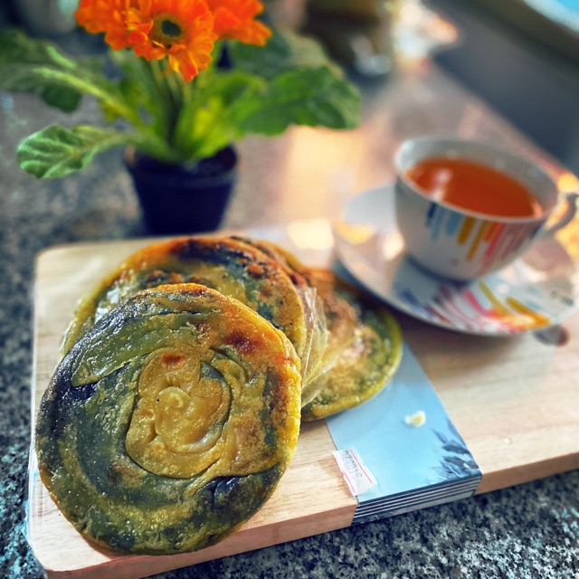 

Roti maryam coklat lumer isi 5pcs