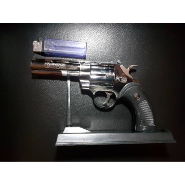Korek api (Revolver)